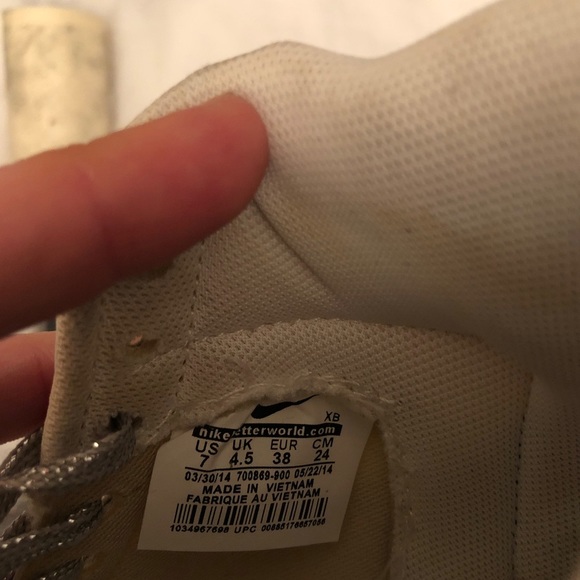 RARE Nike Wmns  Blazer Iridescent Rainbow Liquid Silver 2014 Us 7 - Picture 7 of 7